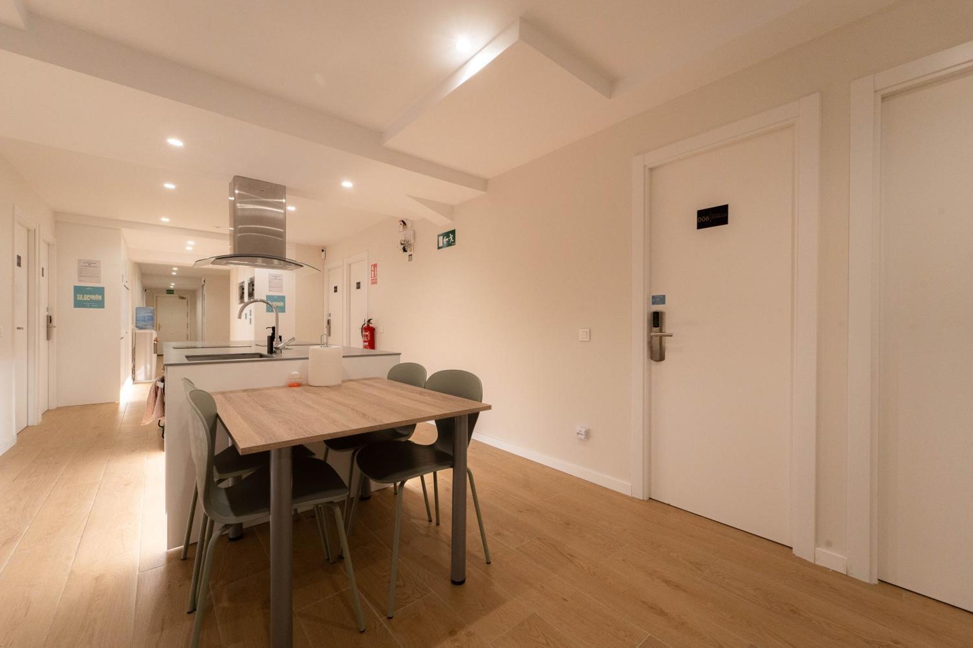 I'M Room Suites Nuevos Ministerios - Bernabeu 'Digital Access' Madrid Exterior foto