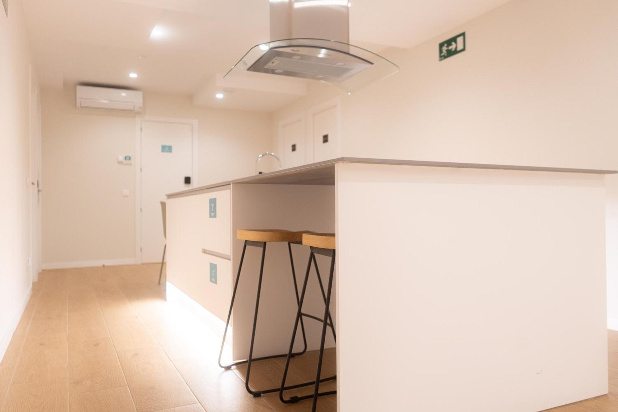 I'M Room Suites Nuevos Ministerios - Bernabeu 'Digital Access' Madrid Exterior foto